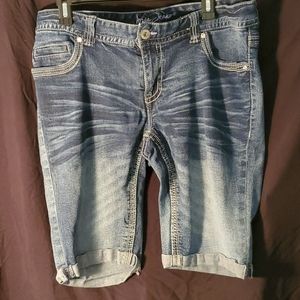 Ariya Blue jean shorts